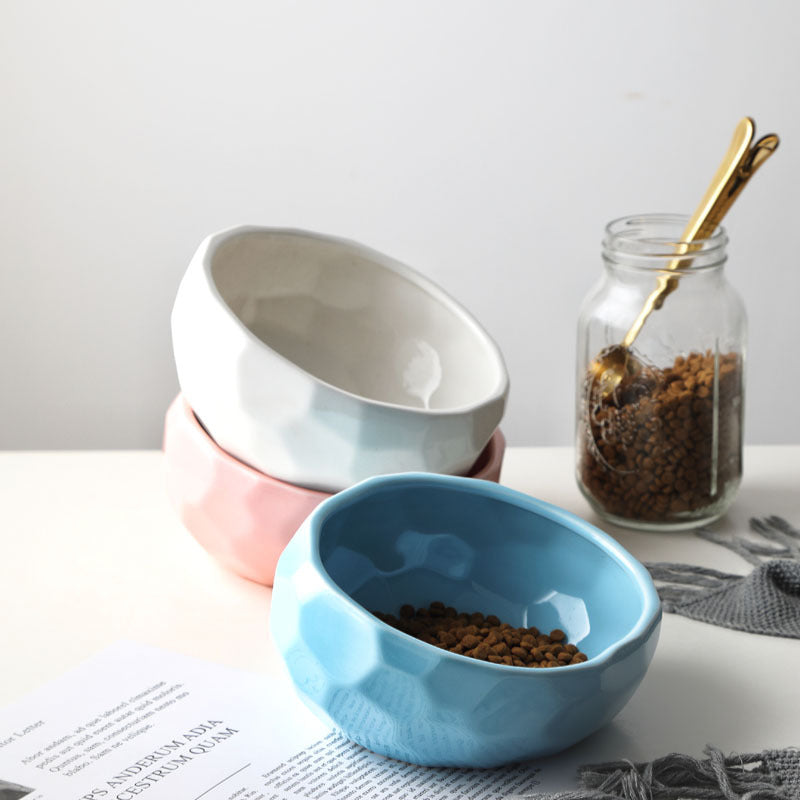 Keramikskål snedställd design