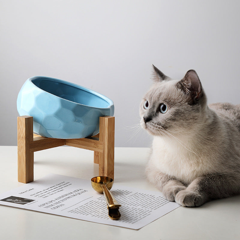 Keramikskål snedställd design